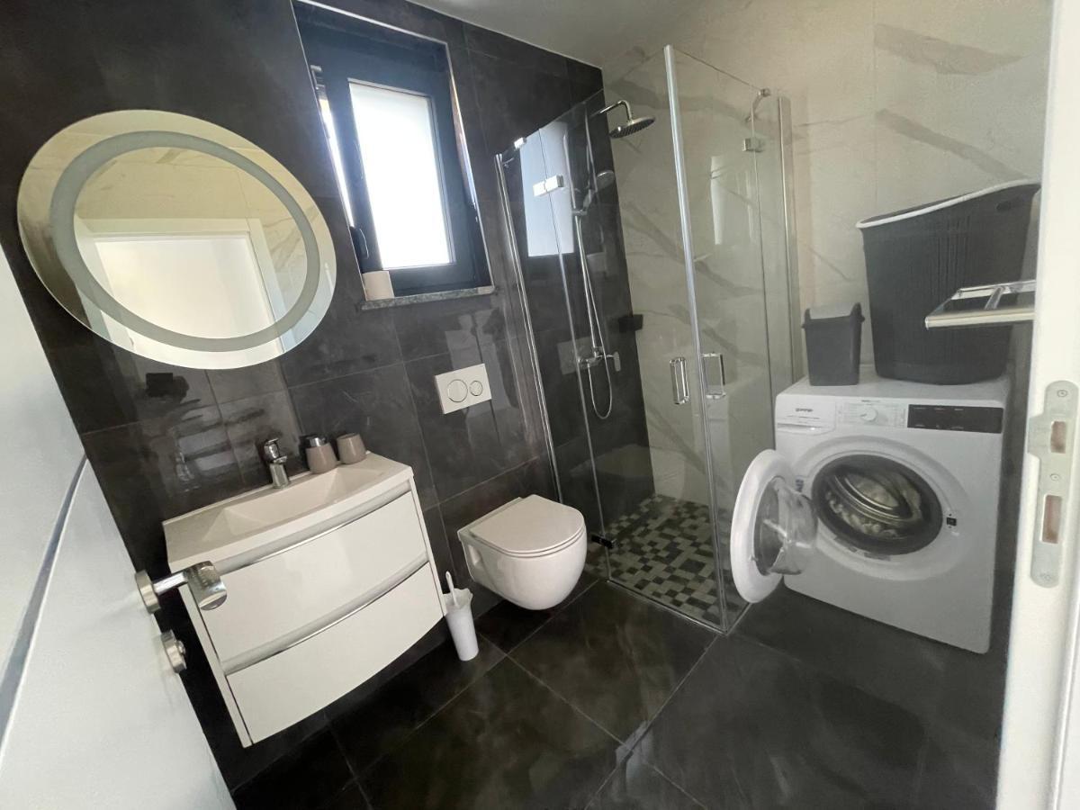 Vila Softic Azra Umag Exterior photo
